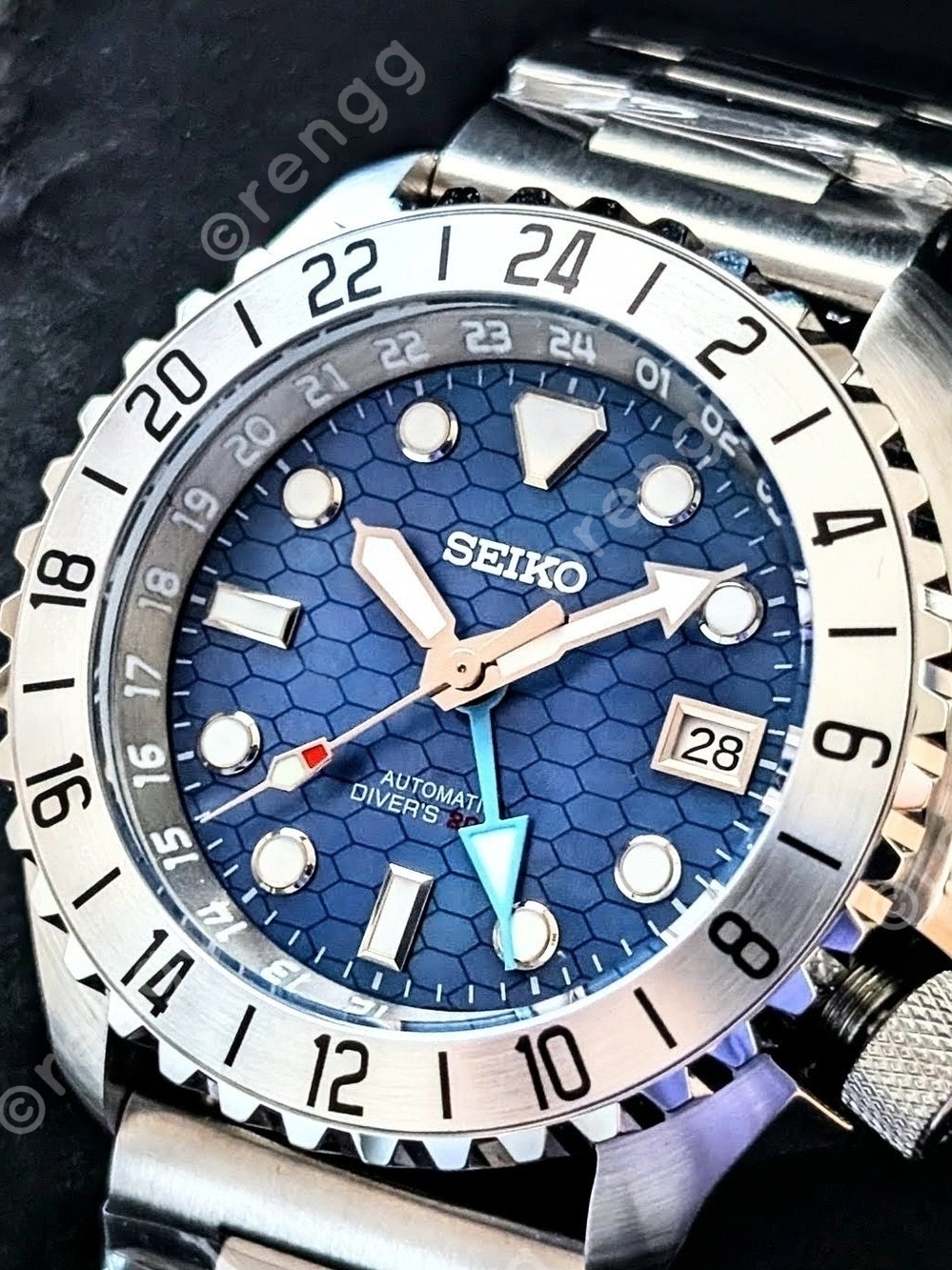 Great Seiko Honeycomb Blue Dial Automatic GMT Diver's Mod Watch 42mm 24jewels